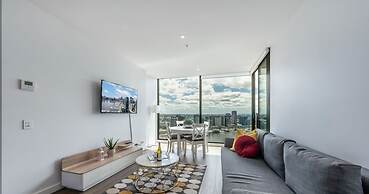 Melbourne Private Apartments - Collins Wharf Waterfront, Docklands