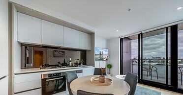 Melbourne Private Apartments - Collins Wharf Waterfront, Docklands