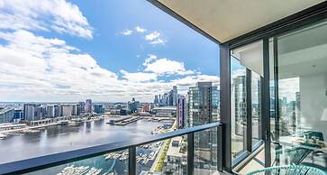 Melbourne Private Apartments - Collins Wharf Waterfront, Docklands
