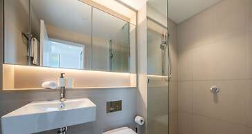 Melbourne Private Apartments - Collins Wharf Waterfront, Docklands