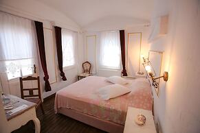 Moshinos Otel