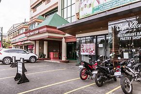 La Fiesta Hotel