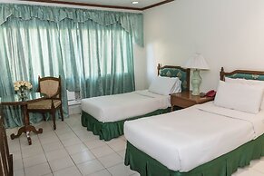 La Fiesta Hotel