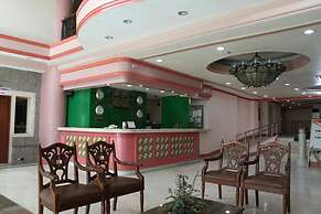 La Fiesta Hotel
