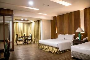 La Fiesta Hotel
