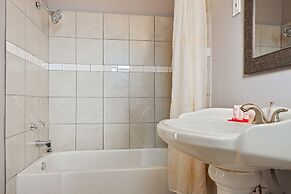 Hotel Bethel - Fort MacLeod, AB