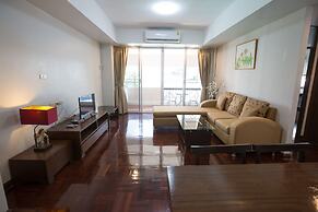 Le Vanvarothai Saladaeng Residence