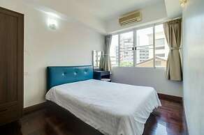 Le Vanvarothai Saladaeng Residence