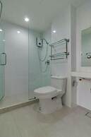 Le Vanvarothai Saladaeng Residence