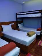 Bagan Hmwe Hotel