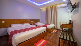 Bagan Hmwe Hotel