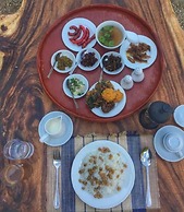Bagan Hmwe Hotel