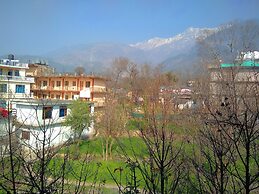 Highland Village Resort