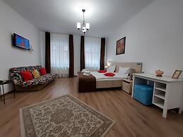Casa Roth Apartments