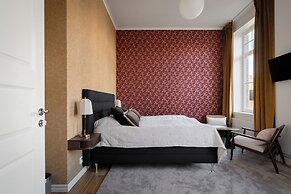 L Boutique Hotel