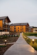 Lake Hill Resort & Spa