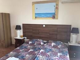 Tommy's Rooms