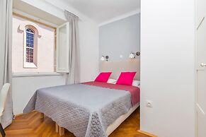 Apartment Dox