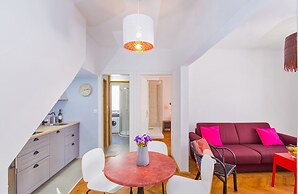 Apartment Dox
