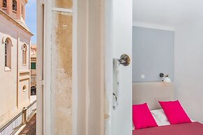 Apartment Dox