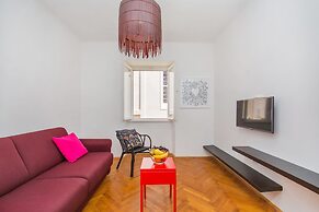 Apartment Dox