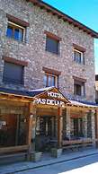 Hostal Pas de la Pera
