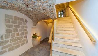 Apartments Lausion