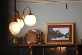 Pont Y Pair Inn