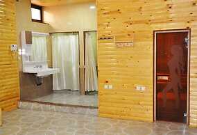 Firuz Hotel