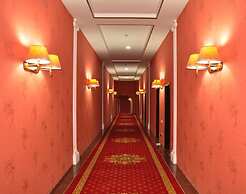Firuz Hotel