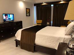 Golden House Hotel & Restaurant