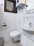 La Perla Apartments