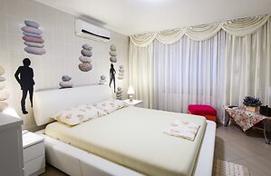 Avama View Apartment