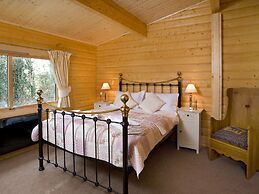 Cherbridge Lodges Riverside Lodges Short Lets