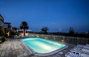 Holiday Residence Belohorizonte