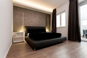 Minimal Rooms