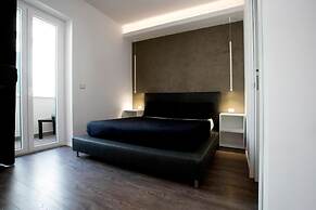 Minimal Rooms