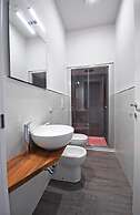 Minimal Rooms