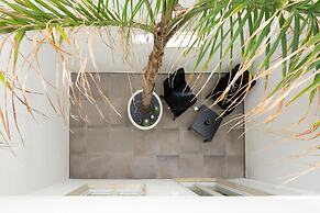Minimal Rooms