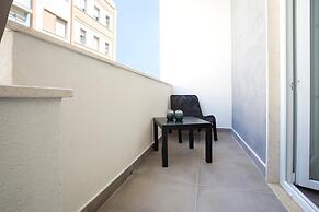 Minimal Rooms