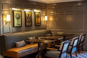 The Devon Inn Hotel
