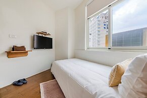Chin Style Easy Stay