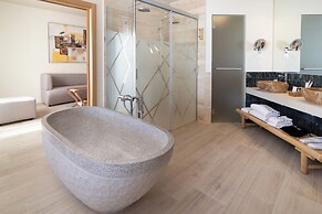 Hotel Zahara Beach by Q Hotels