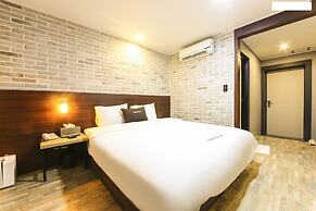 Hotel the Ace