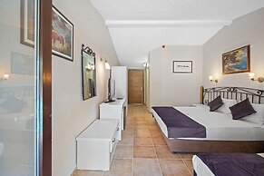 Alados Otel