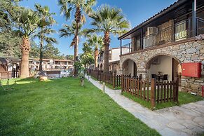 Alados Otel