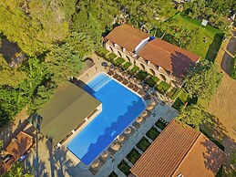 Alados Otel