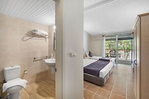 Alados Otel