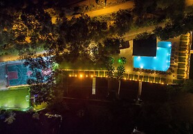 Alados Otel