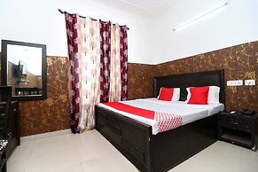 OYO 18943 Hotel Punjab Residency